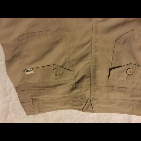The north face women’s shorts size 10. Excellent - Picture 2 of 6